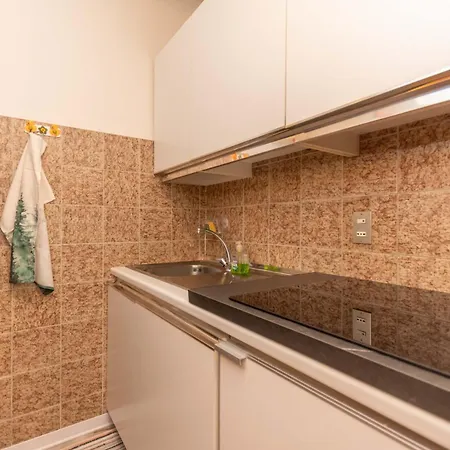 Principe Marmolada 154 דירה רוקה פייטורה